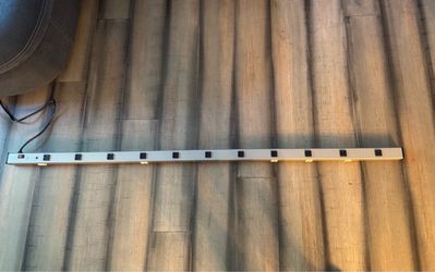 11 Outlet Surge Protector