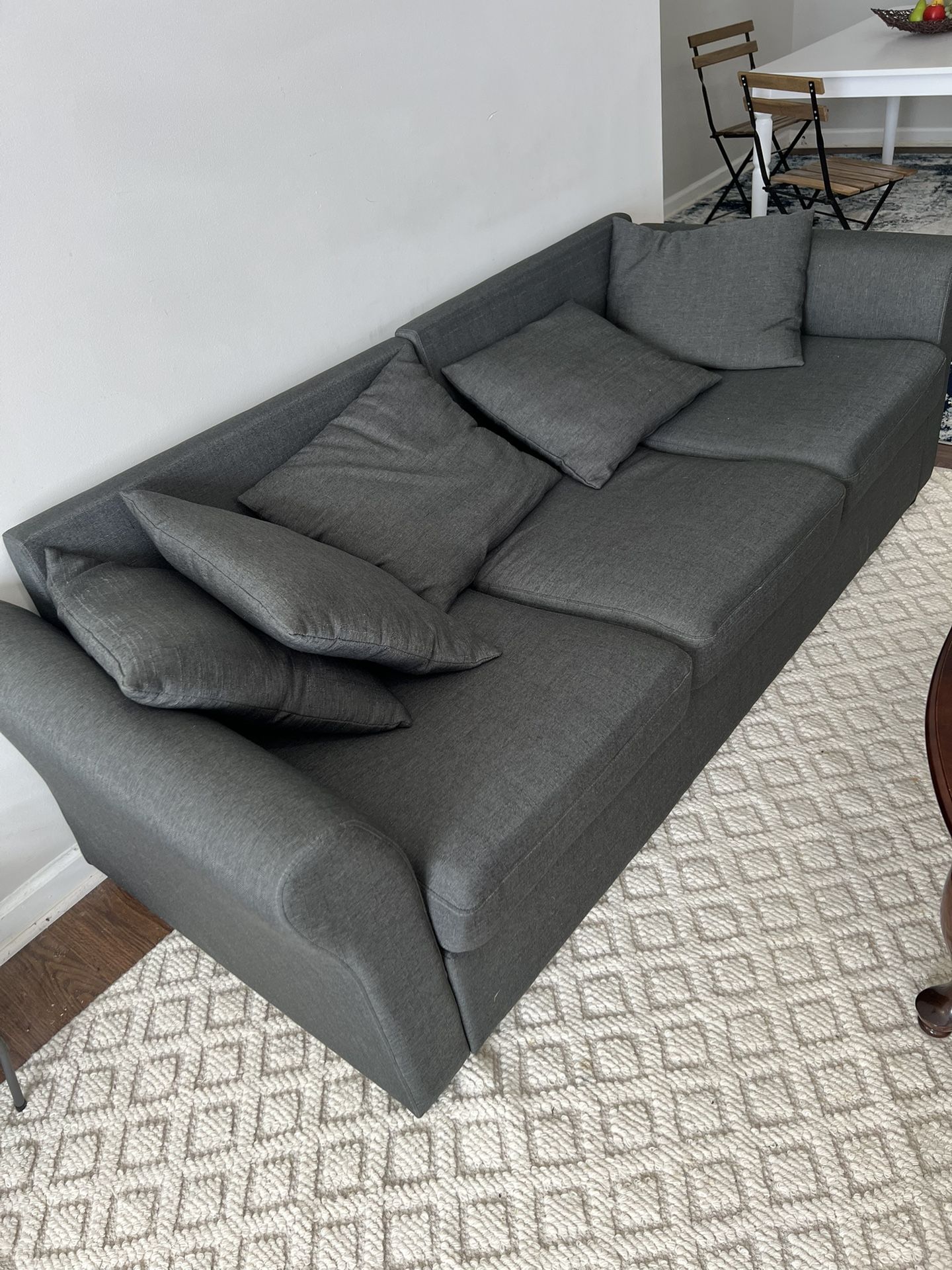 Fortunato Comfortable Linen Fabric Sofa