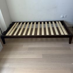 Twin XL Thuma Bedframe