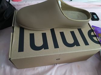 LULULEMON MENS SWAYDAY MULE