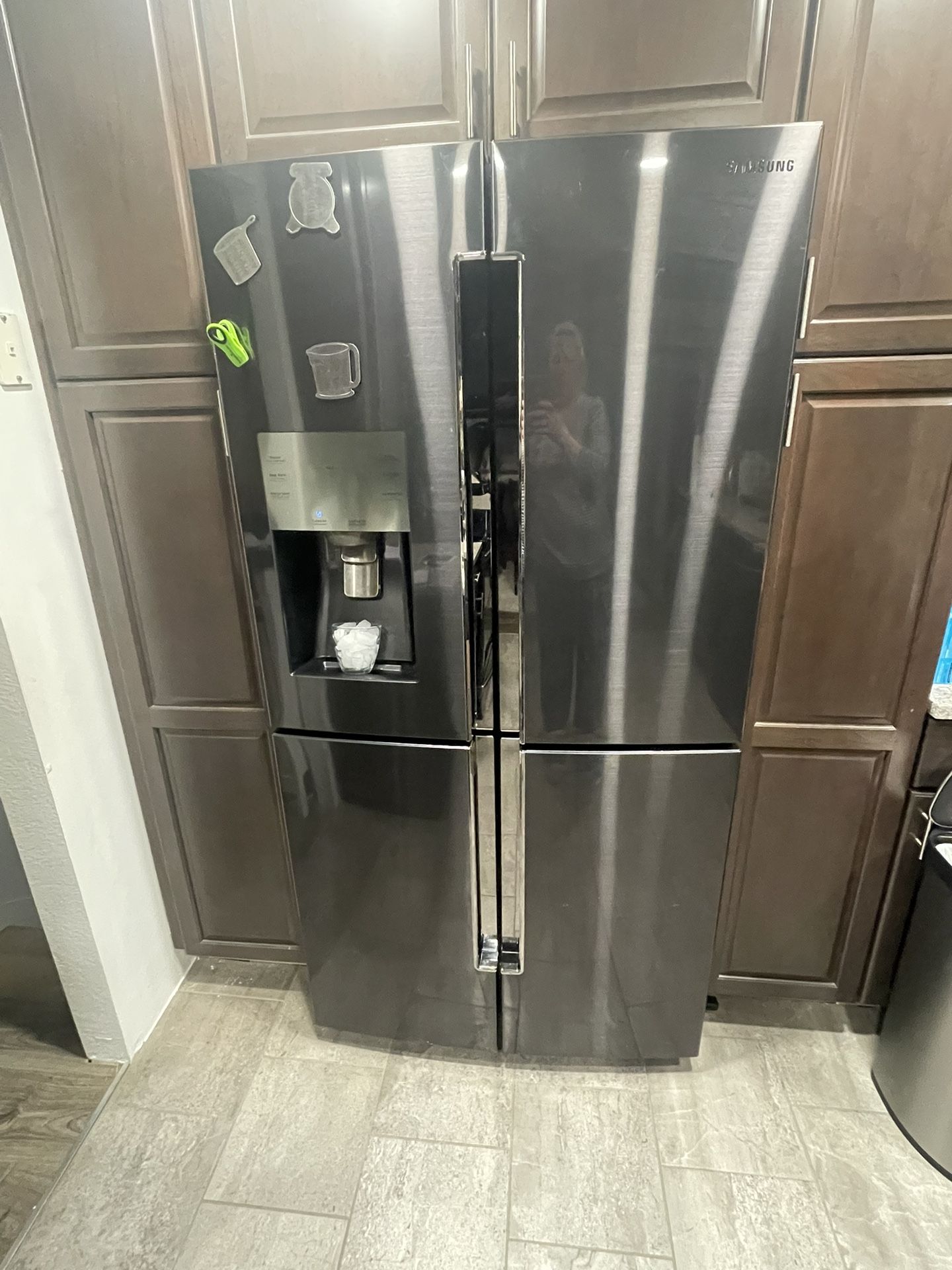 Samsung refrigerator