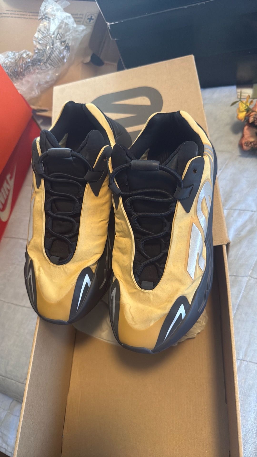 Yeezy 700