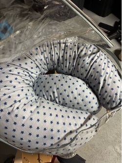 Baby lounge pillow