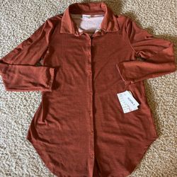 NWT! LuLaRoe Burnt Orange Valentina Shirt, Size S