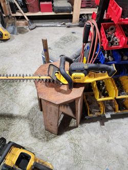 Dewalt Hedge Trimmer