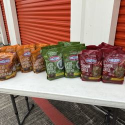 BRAND NEW KINGSFORD ANY (2)BAGS FOR $5 BOX OF 5 $10