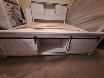 King bed frame