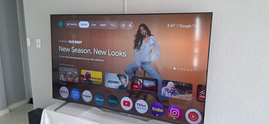 Excellent 75-inch TCL 75Q77K smart television. QLED TV