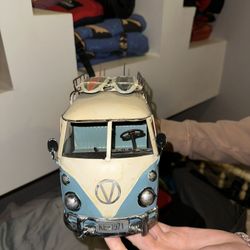 Cute Metal Van Decoration