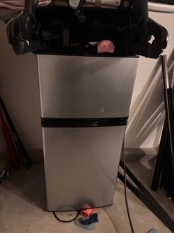 Mini fridge