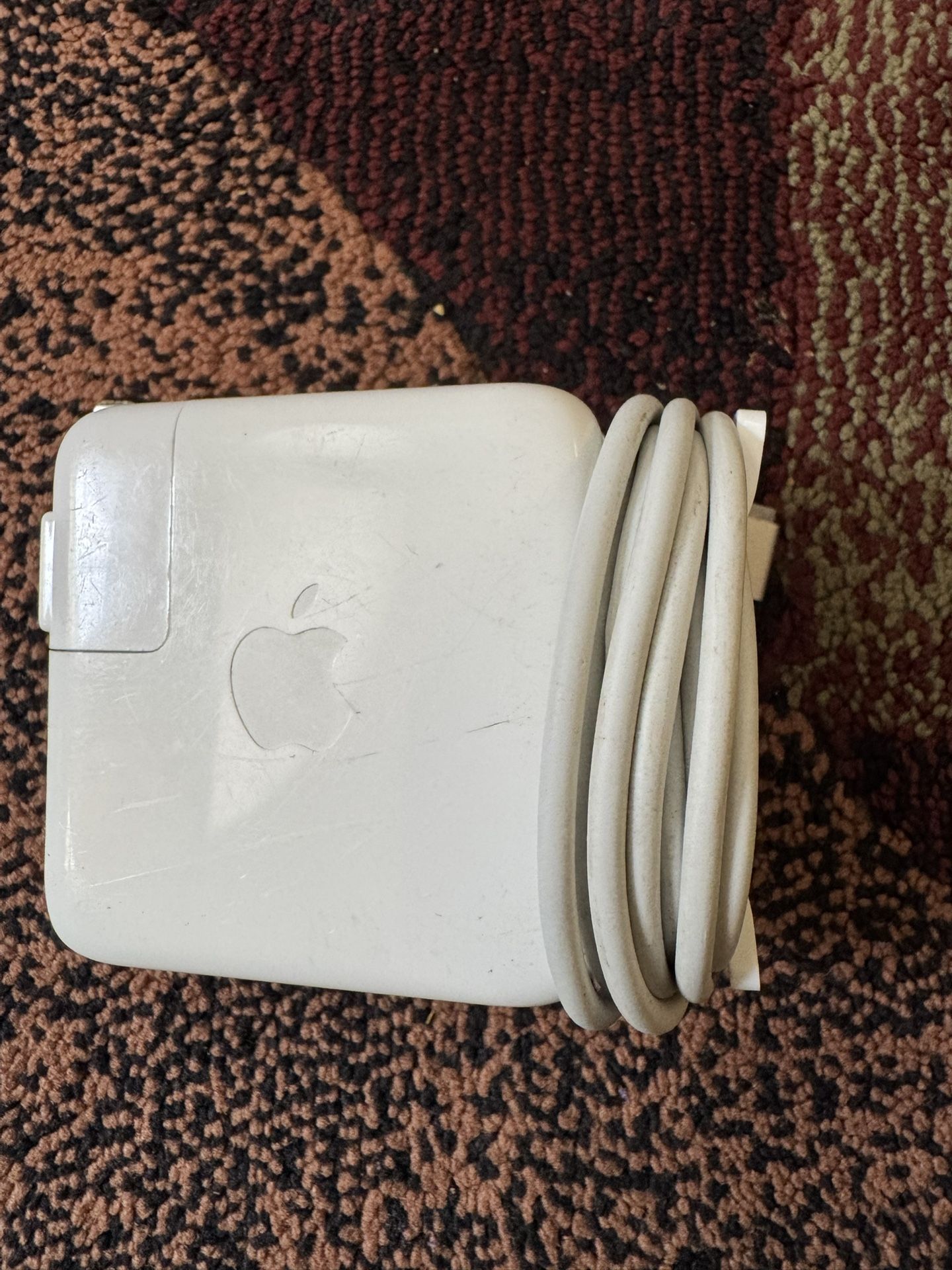 OEM Apple MacBook Power AC adapter charger magSafe 45 w