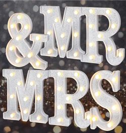 VIHOSE 6 Pcs Glitter Light Up Letters Glitter Shiny Letter Lights Mrs and Mr Sign Wedding Party Decor Battery Operated Wedding Table Wall Decor Shiny