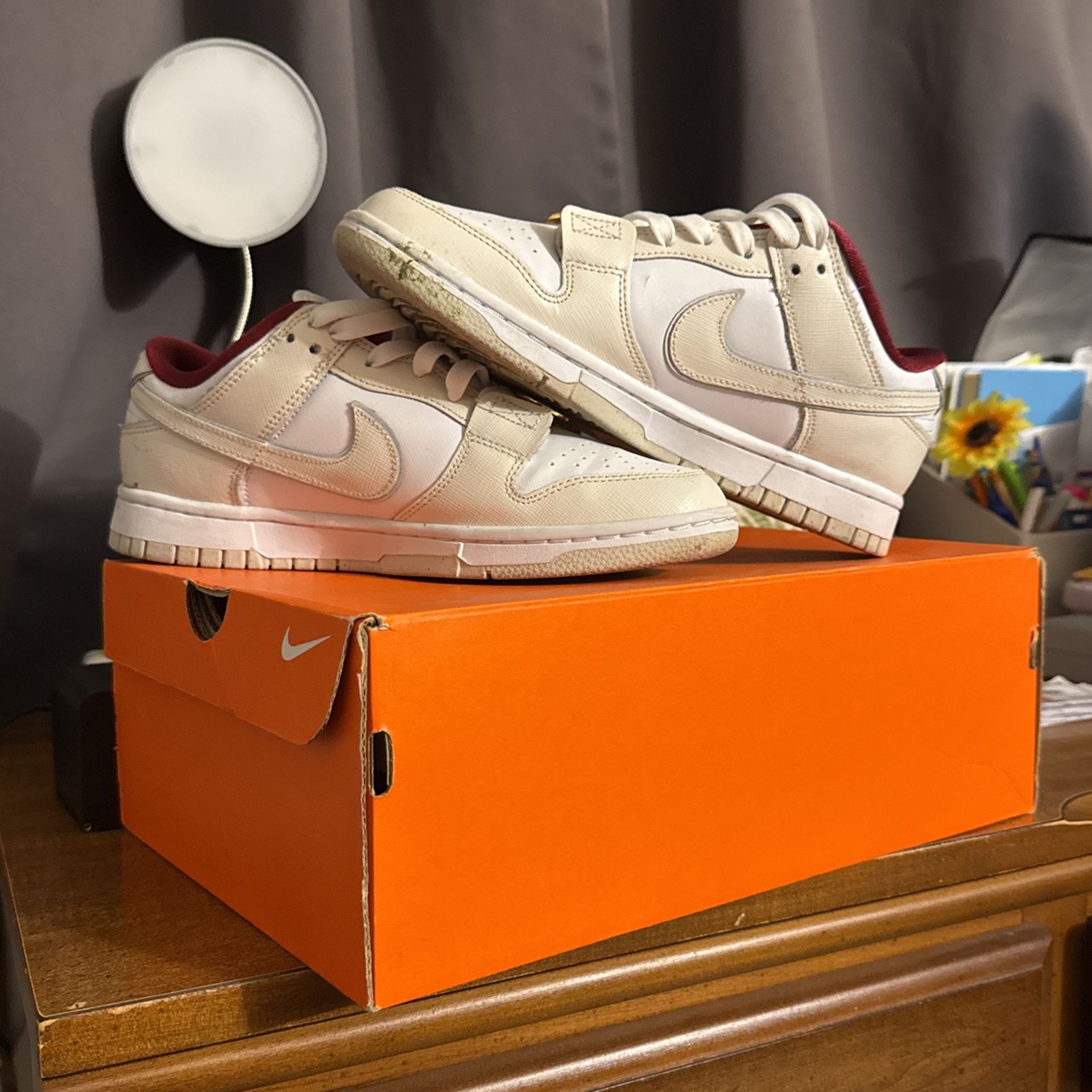 women nike dunks lows