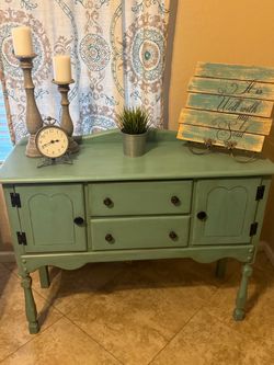 Vintage entry table