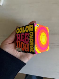 Color changing needoh