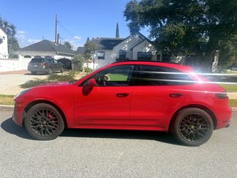 2017 Porsche Macan