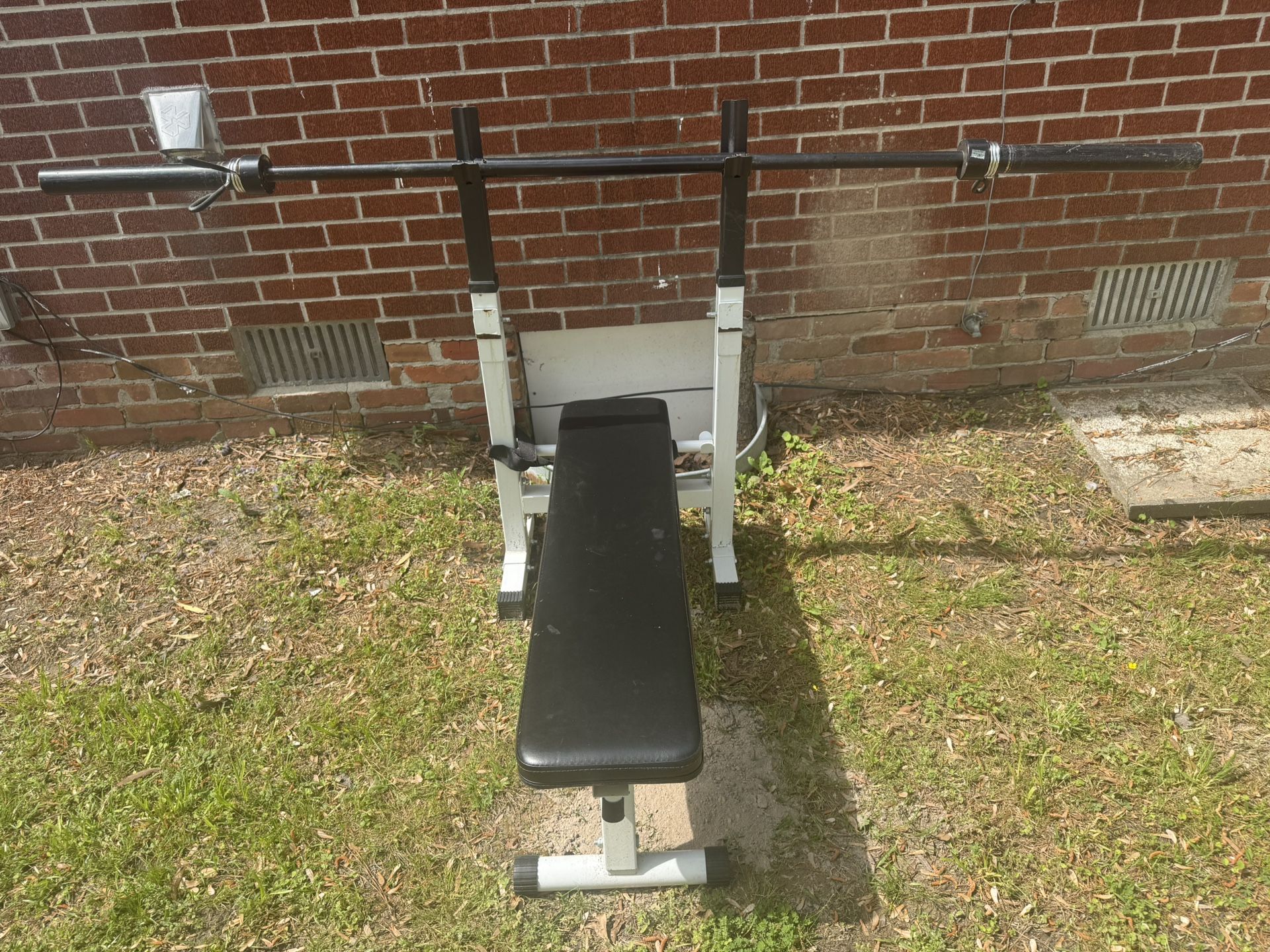 Bench/barbell set