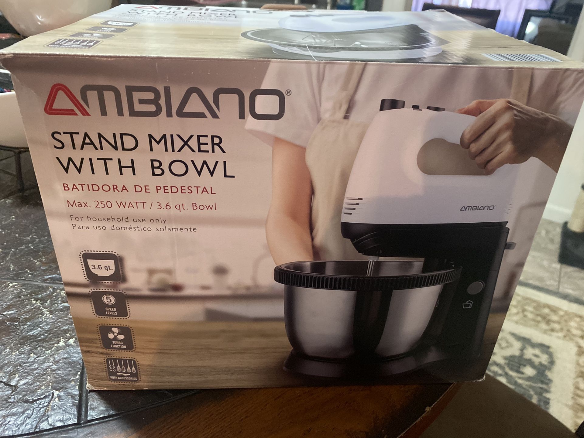 New!!! Stand Mixer With Bowl