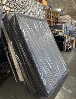 Full size box spring