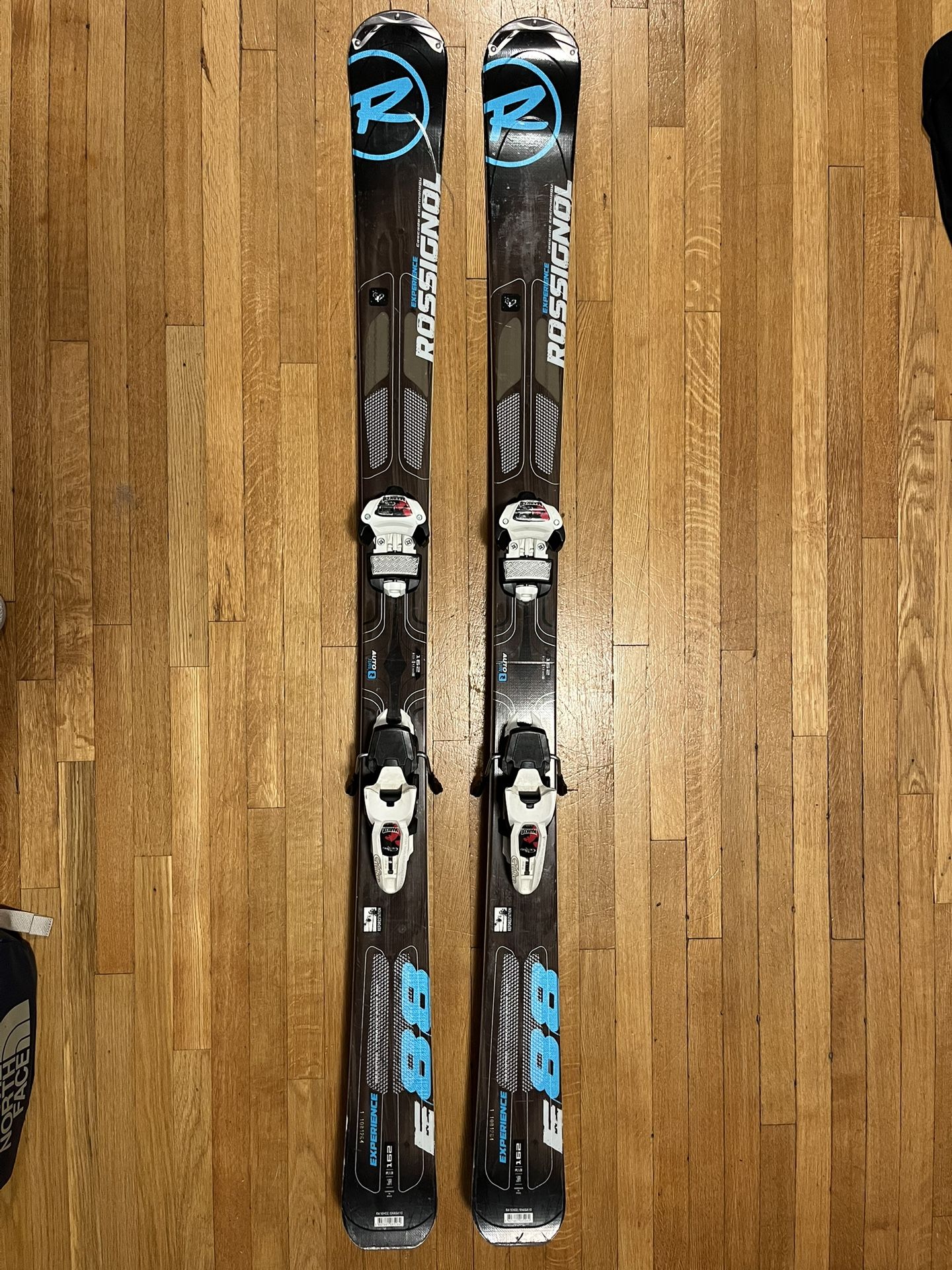 Skis - Downhill