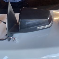 GMC Arcadia And Chevy Traverse Drivers Side Mirror New