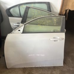 Cuvic 2017 puerta isquierda delantera