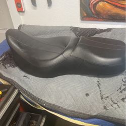 2008 Harley Davidson Touring Seat 