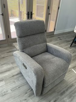 Brand New Recliner Chair
