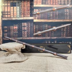 Isen Wand by Unique Wands - Flat, Diamond Shape Accents, Harry Potter, Geek Gear