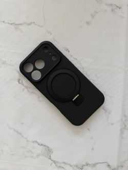 Brand New iPhone 17 Pro megasafe case with Ring stand