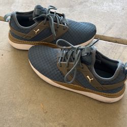 Puma Women’s Size 10