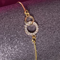 Elegant Sparkling Bracelet 