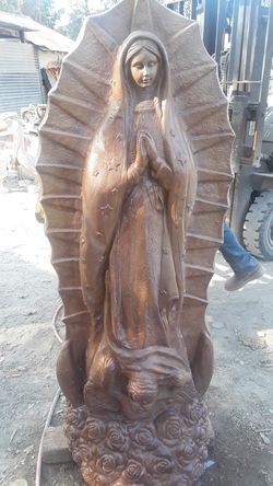 Virgen de Guadalupe 63" de alto