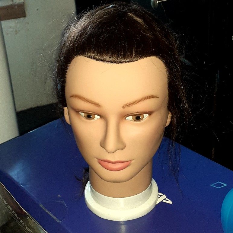Mannequin Head Miss Suzie Kim 14901