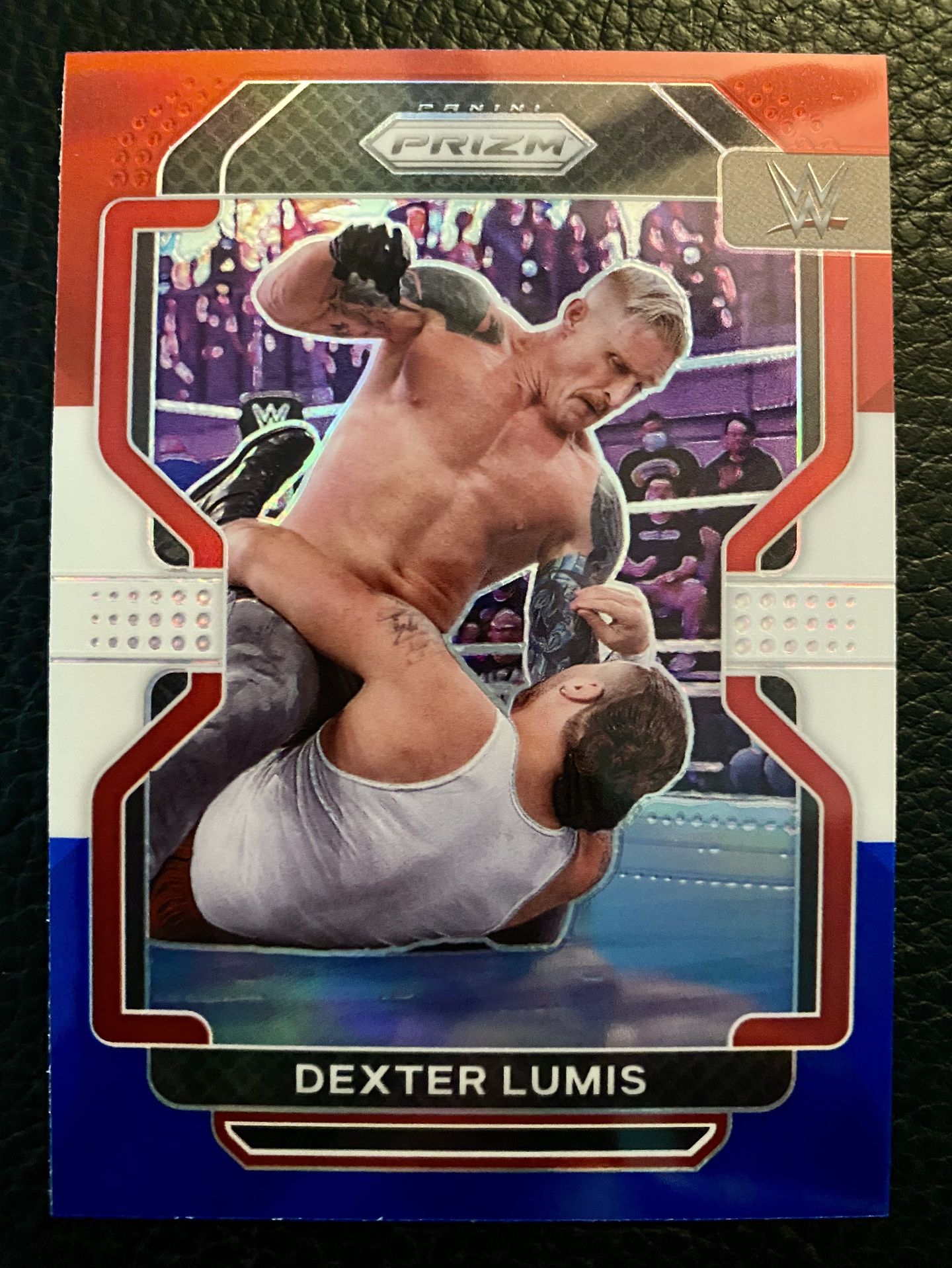 Dexter Lumis 2022 Panini Prizm WWE #128 RED WHITE & BLUE PRIZM!