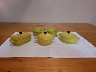 Small Set Of Cookware