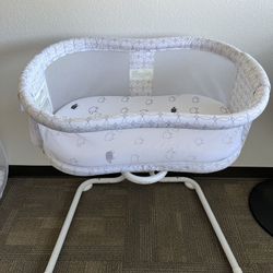 Halo Baby Bassinet Crib with Mattress and Cover