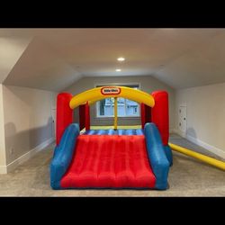 Very New Little Tikes Jump ’n Slide bouncy bed