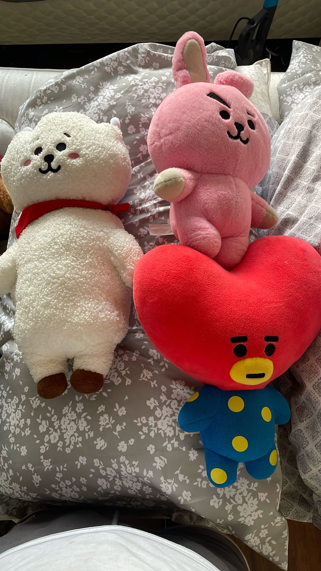 BTS Official Plushies