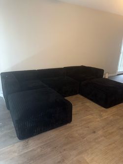Sectional Couch 106"