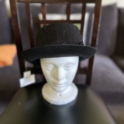 Black Halloween Hat With Vail And Silver Details 