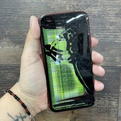 iPhone 11 W/ Broken Screen 