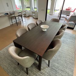 RH Dining Room  Table w/8 Chairs