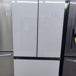 SAMSUNG 3 FRENCH DOOR REFRIGERATOR WITH  BOTTOM FREEZER 1YEAR WARRANTY/1AÑO DE GARANTIA POR ESCRITO 