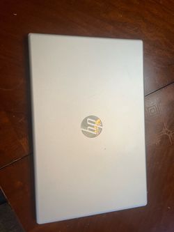 HP 15.6” Laptop – Intel Core i3 – Includes Charger – Great Condition