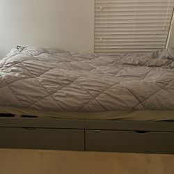 Bed with drawers 