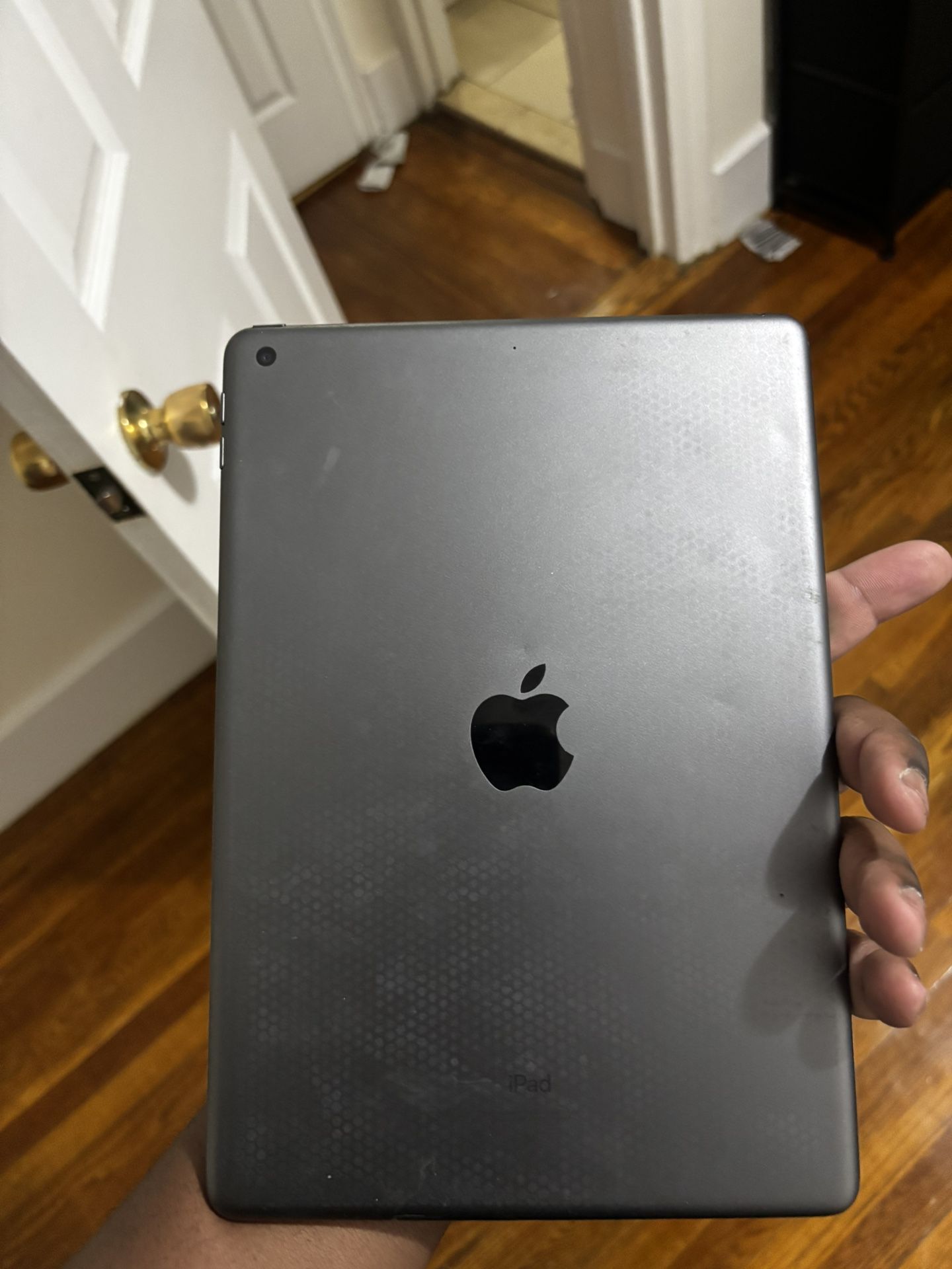 IPAD 8th Generation. for Sale in Mount Vernon, NY - OfferUp