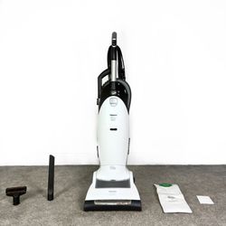Miele Dynamic U1 Cat & Dog Upright Vacuum Cleaner w/ attachments