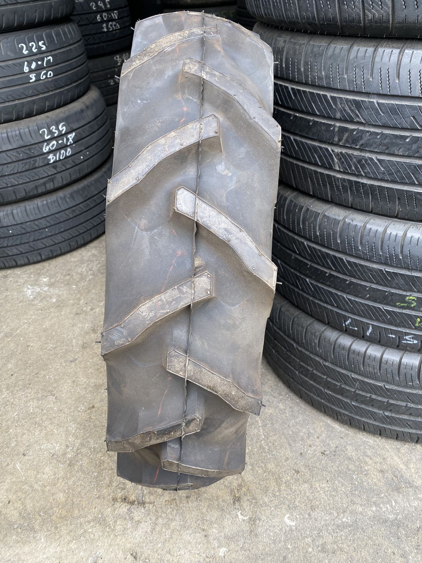 7.2-16 R-1 Tractor (1) New Tire