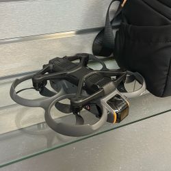 DJI Avida two fly combo, two batteries, headset, controller case charger hundred percent fully functional